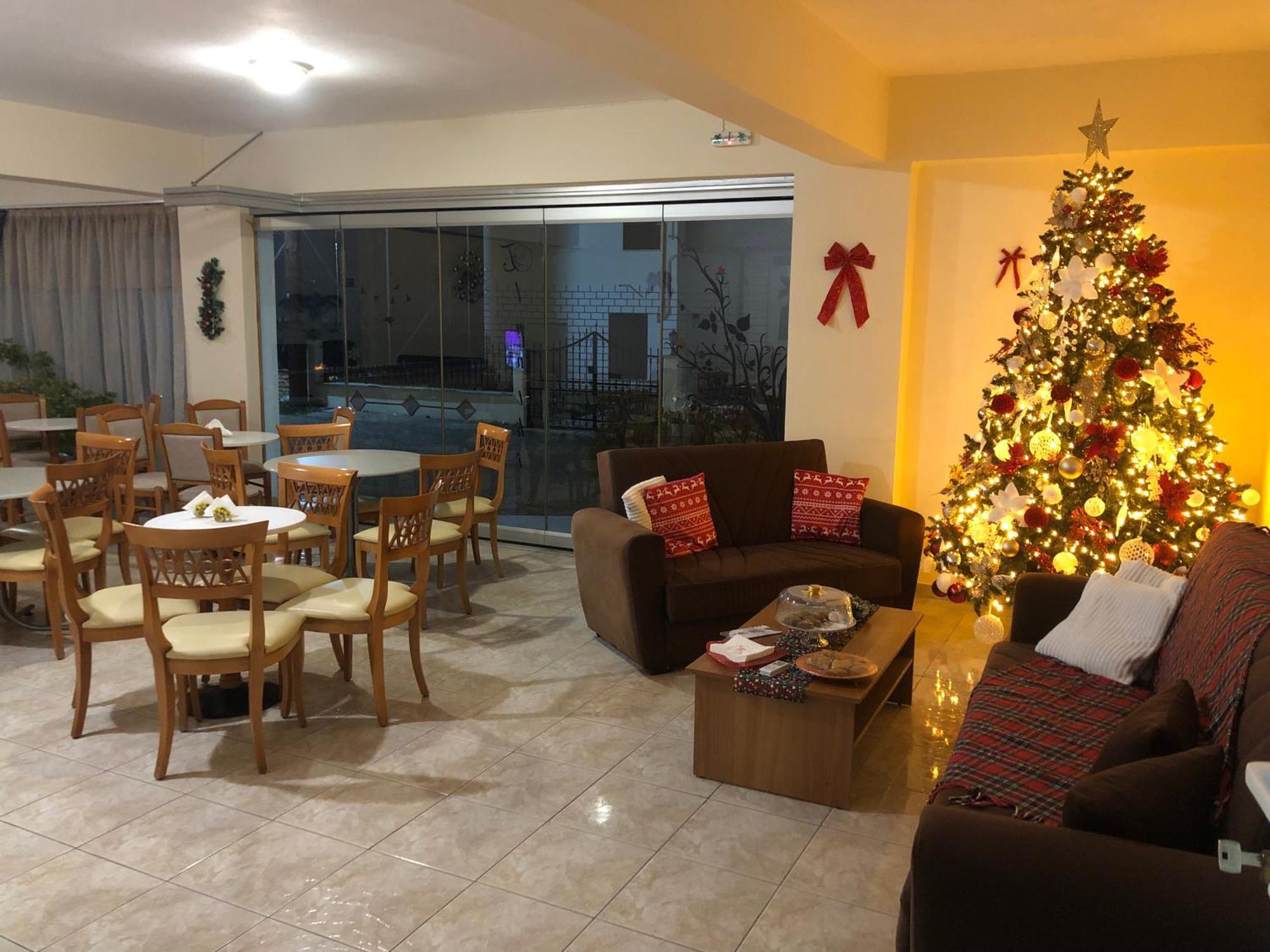 Elanthi Hostel Kastoria Ngoại thất bức ảnh