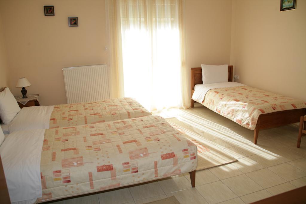 Elanthi Hostel Kastoria Ngoại thất bức ảnh