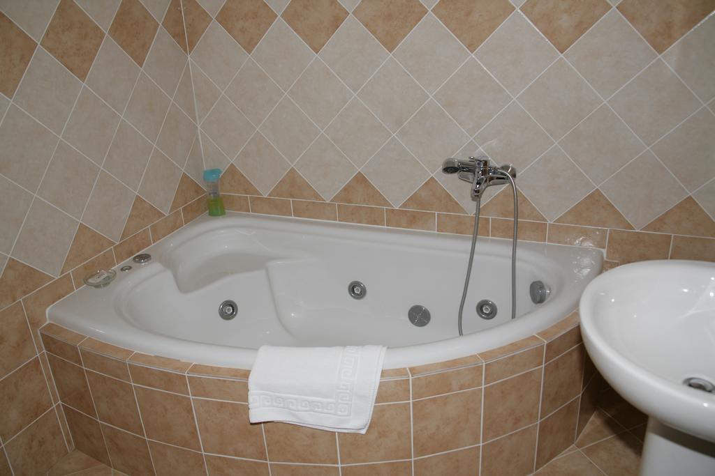 Elanthi Hostel Kastoria Phòng bức ảnh